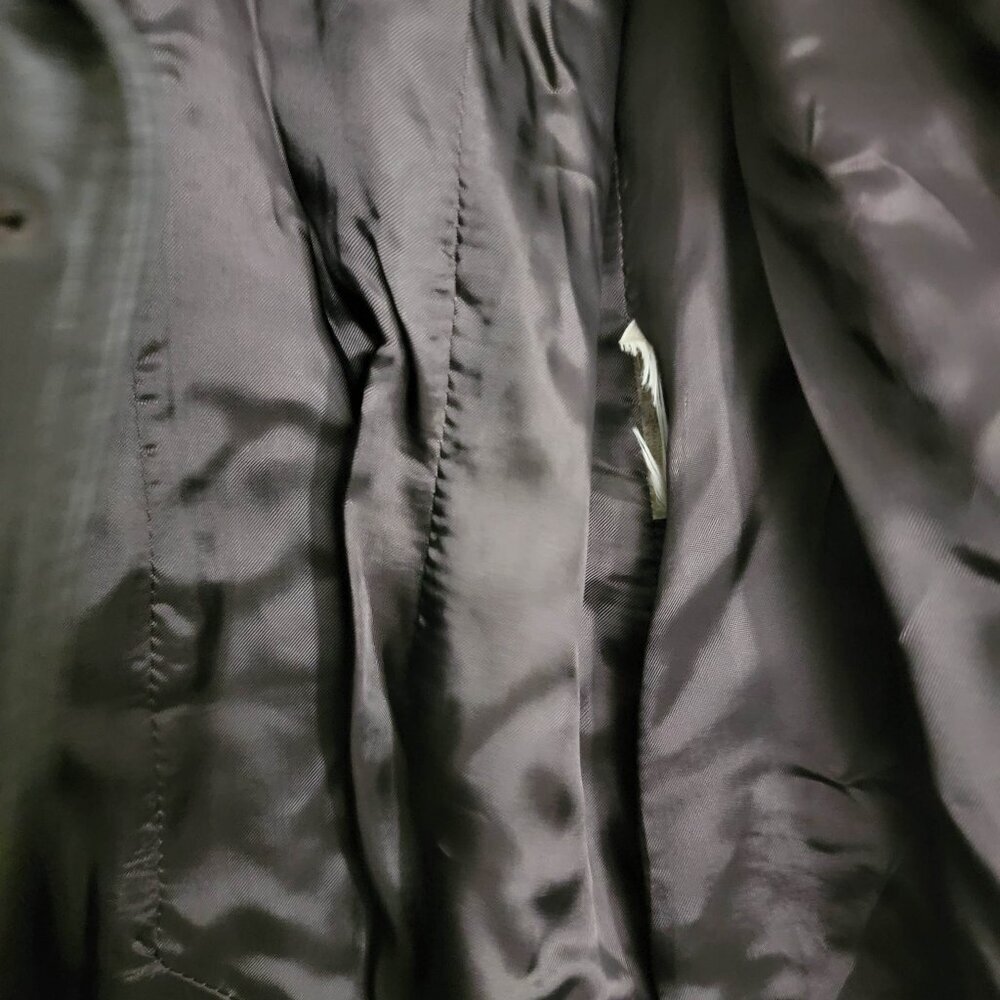 Burberry Belted Leather Trenchcoat in Dark Brown 2 - Picture 9 of 11
